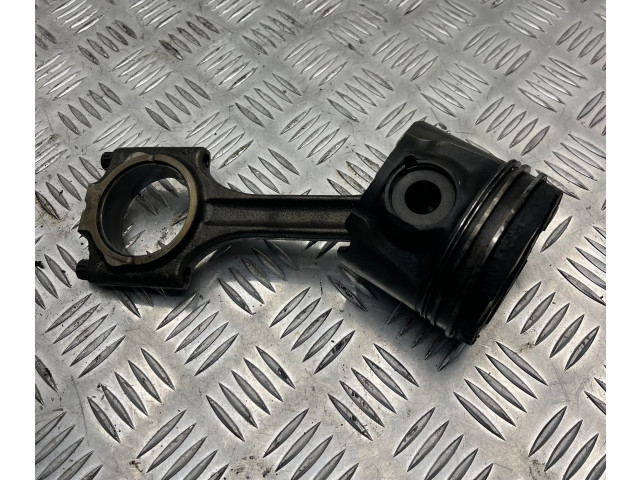 Поршень с шатуном 81L79, 81L79 Volvo V70