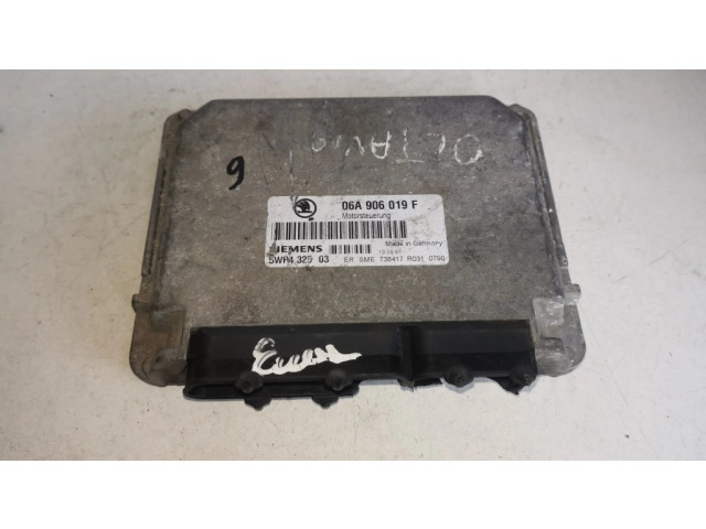 Блок управления двигателя 06A906019F, 5WP432503   Skoda Octavia Mk1 (1U)