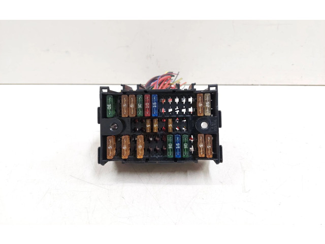 Pojistková skříňka 7H0937617A, 074953635500 Volkswagen Transporter - Caravelle T5 2007