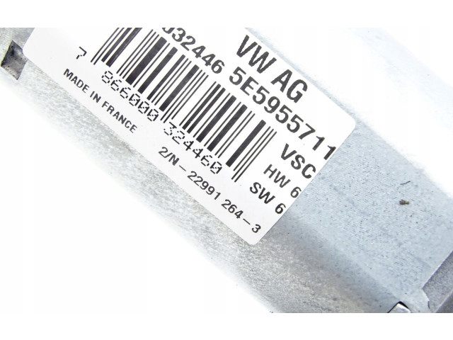 Моторчик заднего дворника 5E5955711B Skoda Octavia Mk3 (5E)