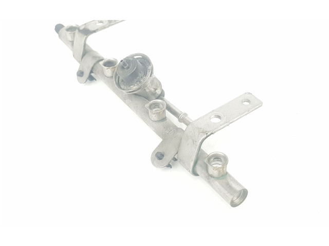 Топливная рампа 1521389, 13511521389 Mini One - Cooper R50 - 53 для двигателя W11B16A