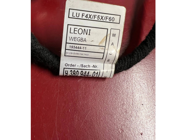 Vstřikovač 9380944, 9380880   BMW X1 F48 F49  pro benzínový motor 2.8  