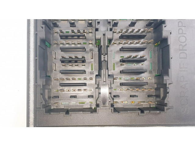 Блок предохранителей H1BT14D068BF Ford Fiesta