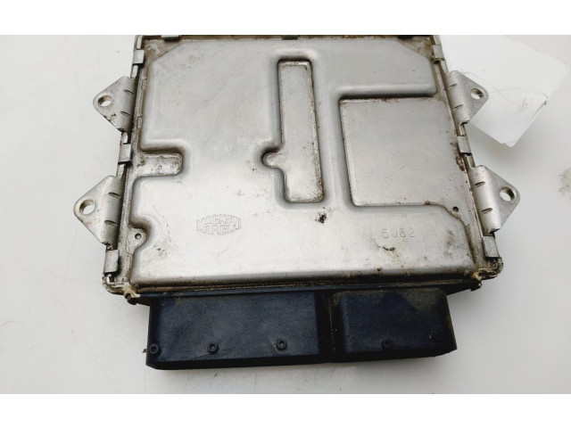 Блок управления двигателем Блок управления 55266281   Opel Combo D