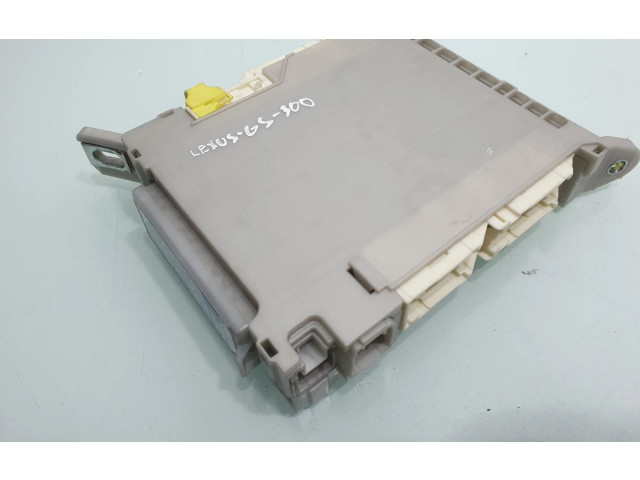   Pojistková skříňka 8273030L30B   Lexus GS 250 350 300H 450H 2015