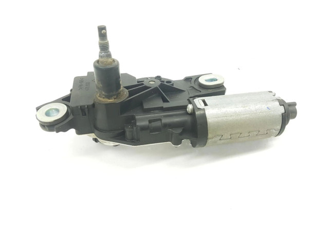 Моторчик заднего дворника 2K0955712D, 2K0955712D Volkswagen Caddy