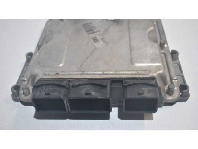 Блок управления двигателем Блок управления 0281010821, 9644989180   Peugeot Expert