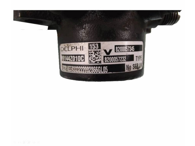 Топливная рампа 8200057345, 8200584032   Renault Clio II  