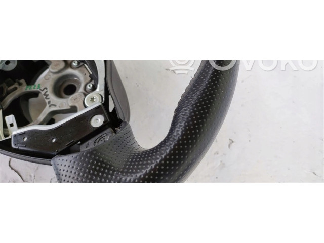 Volant Nissan Juke I F15 2014