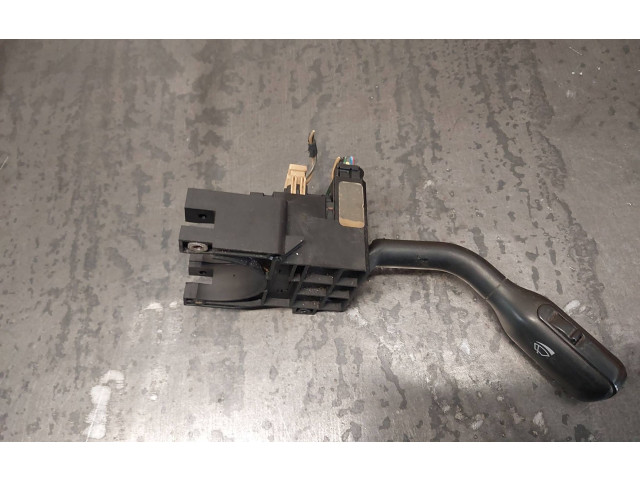 Ручка стеклоочистителей 8D0953503A    Audi A4 S4 B5 8D  ARM 