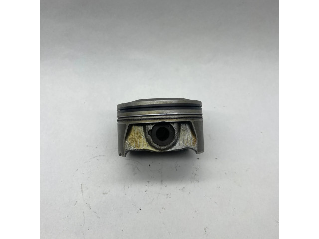 Поршень с шатуном A2780302317 Mercedes-Benz GL X166 для бензинового двигателя 4.7