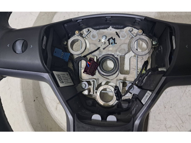 Руль Tesla Model Y 2020 - года 162659900B, DNE22005500522