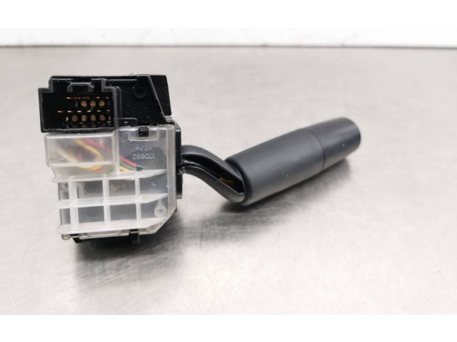 Ручка стеклоочистителей Mazda 3 I