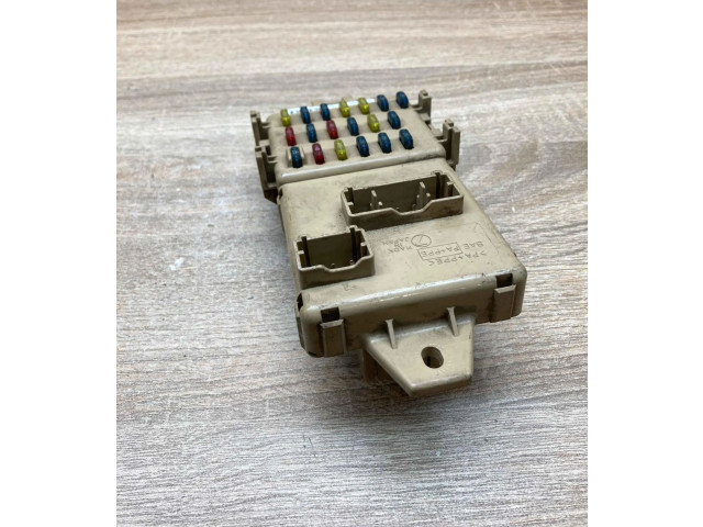 Блок предохранителей 981215   Subaru Forester SF    