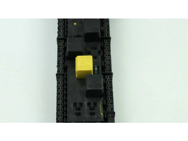   Pojistková skříňka A1669063901   Mercedes-Benz ML W166 2015