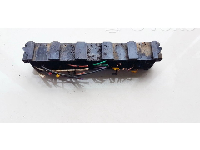 Ящик предохранителей (комплект) 7703297572, 7703297572   Renault Kangoo I   