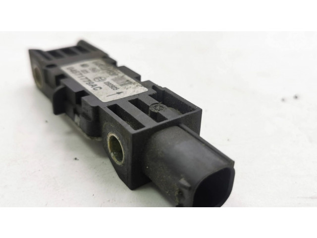 Датчик удара надувных подушек