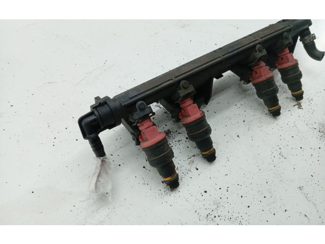 Топливная рампа 7700870914 Renault Clio I