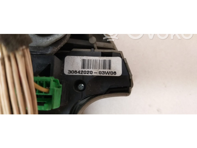 Подушка безопасности водителя 30754316, 30658933 Volvo V70