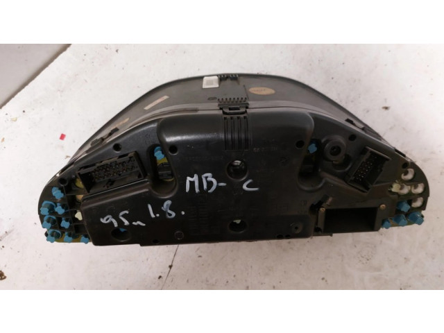 Přístrojová deska Mercedes-Benz C W202 1995 2025404811, 84563046