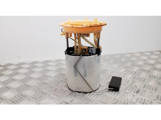 Насос топлива (в топливном баке)