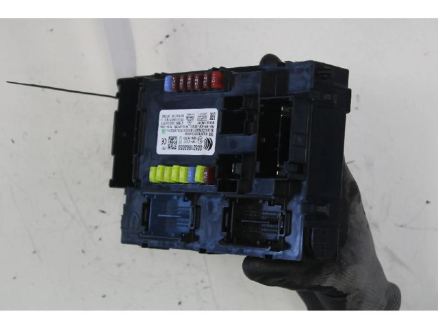 Блок предохранителей    Jeep Renegade    