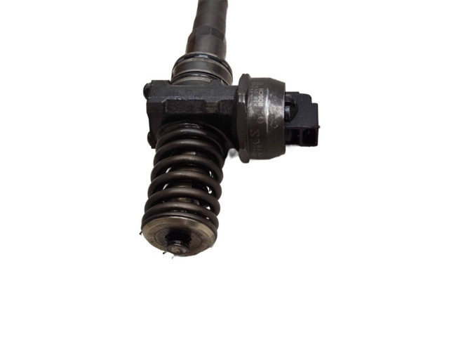 Форсунка 038130073BN    Volkswagen Jetta V  BLS 