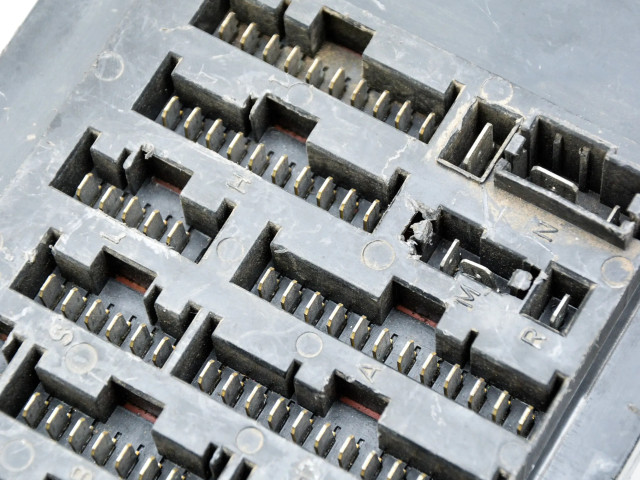 Pojistková skříňka 60565533 Alfa Romeo 164 1987