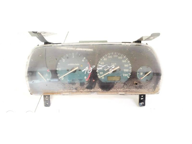 Přístrojová deska Land Rover Freelander 2000 52010468C, YWY100460