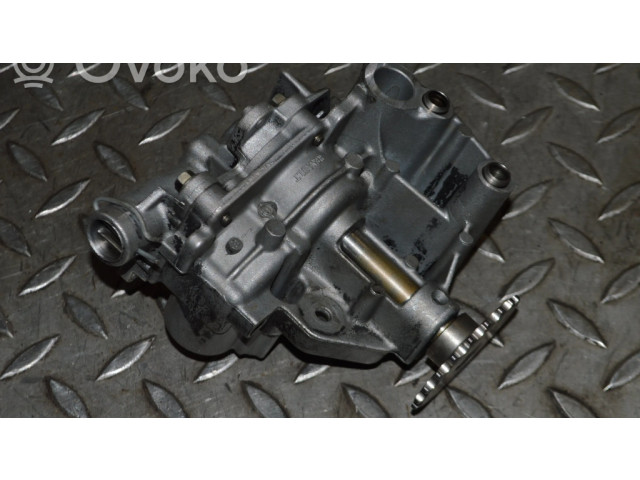 Масляный насос  M9T 680 1501576988R  Renault Master III 2.3