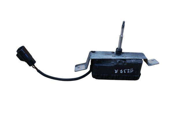 Моторчик стеклоочистителя 0390206218    Volvo V70