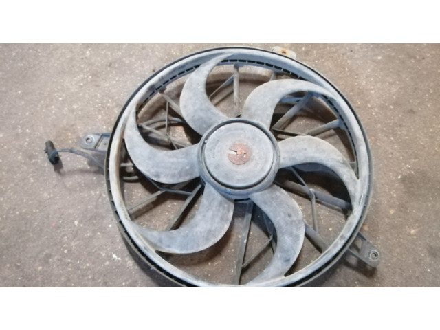 Вентилятор радиатора     52079555AB    Jeep Cherokee 3.1