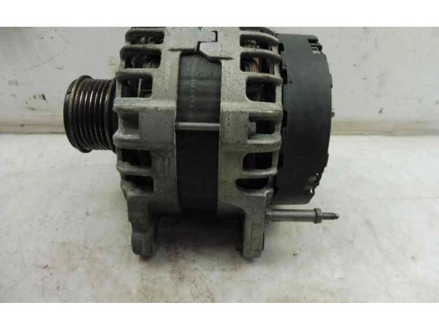 Генератор 03L903024F, 0125811027   Volkswagen Passat Alltrack      