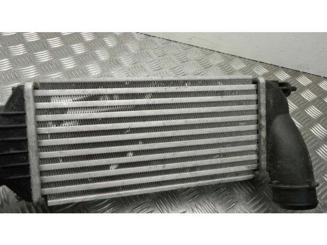 Интеркулер  8999500, VD15558   Citroen Jumpy 2.0