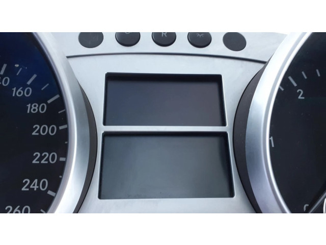 Přístrojová deska Mercedes-Benz R W251 2010 A2515404348