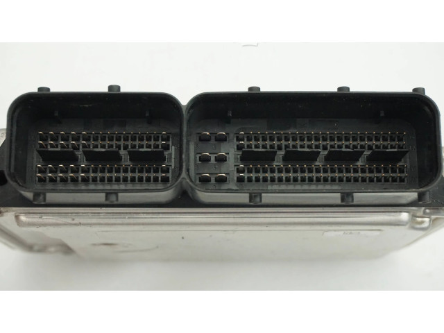 Řídící jednotka 03G906021PC, 0281014072 Volkswagen Caddy 2007