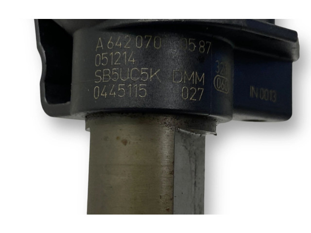 Vstřikovač A6420700587, 0445115027 Mercedes-Benz R W251 OM 642.950