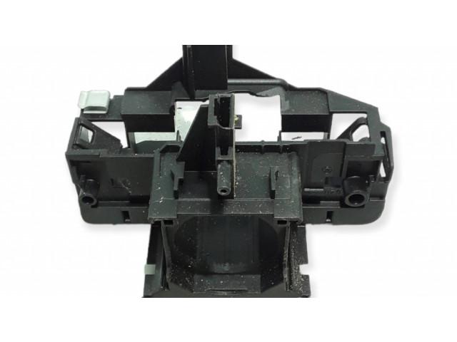 Другая деталь салона