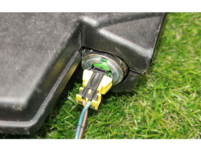 Подушка безопасности в сиденье 31271169   Volvo C30