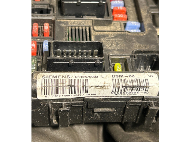 Блок предохранителей 9650618480, U118470003L   BMW X3 E83    