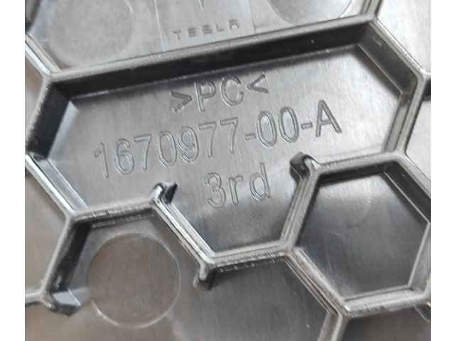 Блок комфорта 167097700A, 149784800E Tesla Model Y