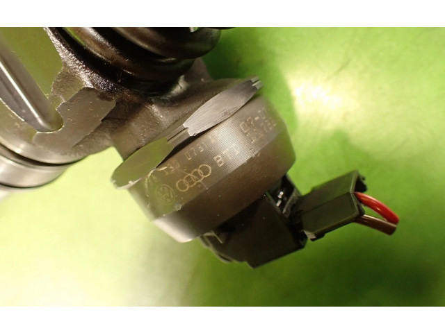 Форсунка Skoda Fabia Mk2 (5J)