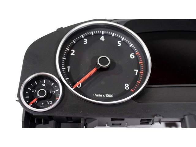 Přístrojová deska Volkswagen Touareg II 2012 7P6920881Q, 0263677080