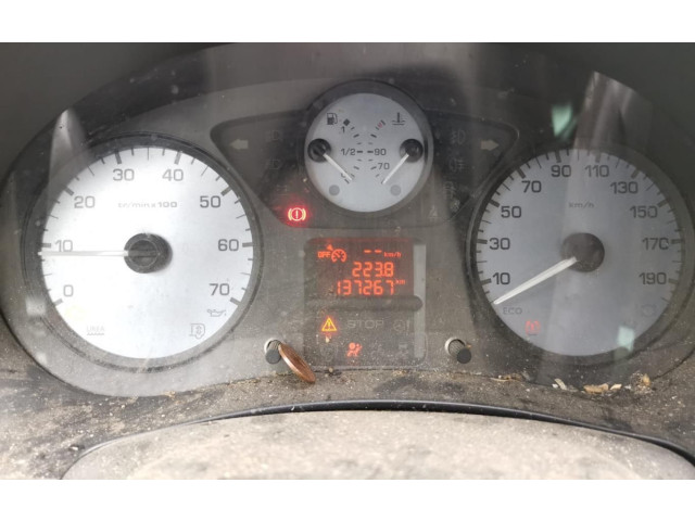 Přístrojová deska  Citroen Berlingo 2017 9801641480  