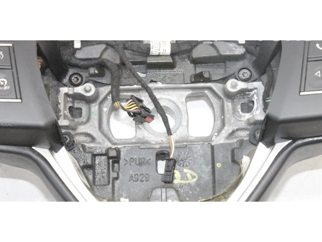 Руль Maserati Ghibli 2013- года