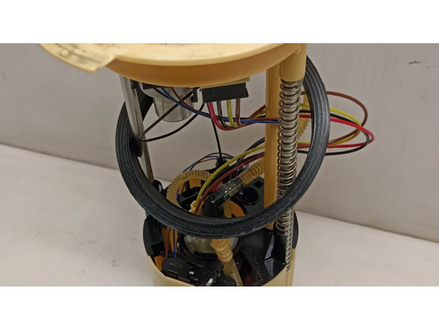 Насос топлива (в топливном баке)