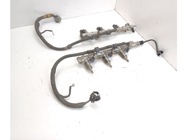 Vstřikovač 2325031030, 8212730040A Lexus GS 300 350 430 450H 8559517