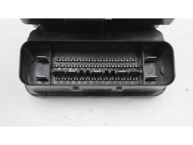 Блок АБС 31400645 Volvo V40 2012 - 2019 года