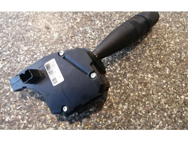 Ручка стеклоочистителей 28149996   Chrysler Town & Country V