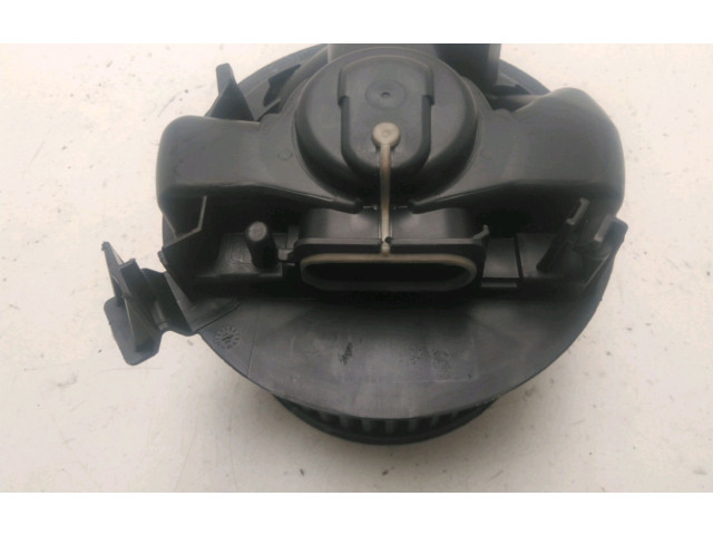 Вентилятор печки    7701062226   Renault Clio III